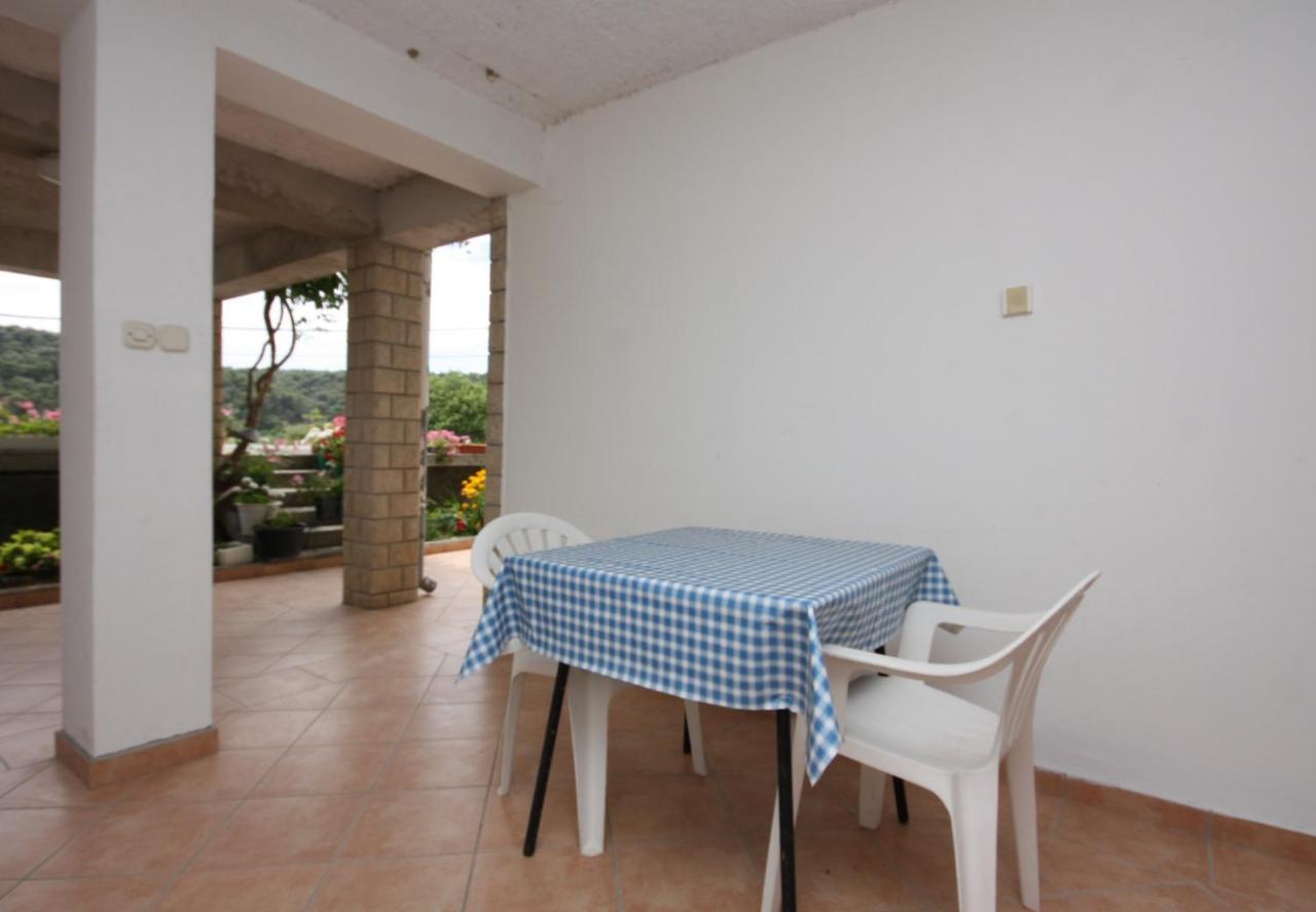 Apartments With A Parking Space Kampor, Rab - 4984 Exterior foto