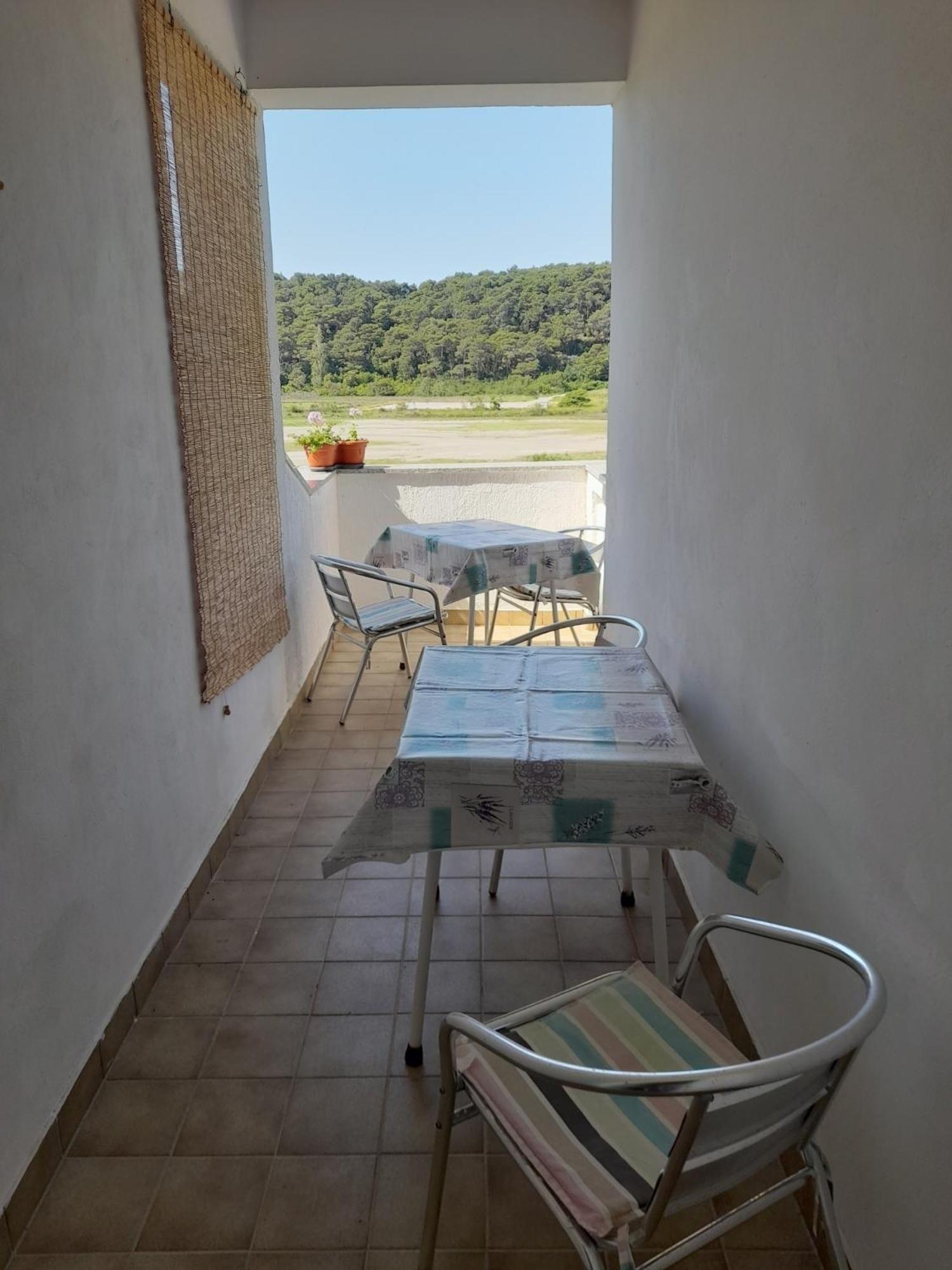 Apartments With A Parking Space Kampor, Rab - 4984 Exterior foto