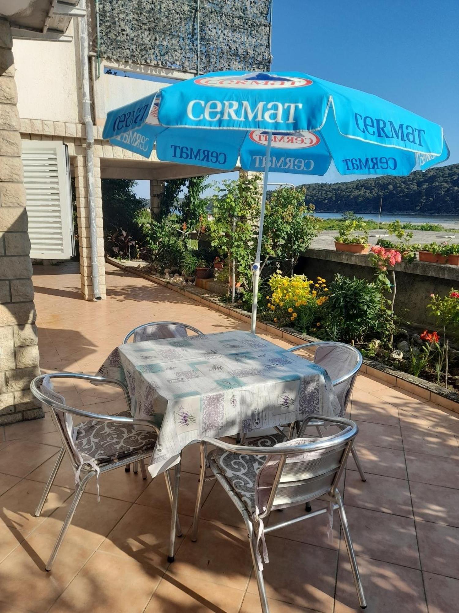 Apartments With A Parking Space Kampor, Rab - 4984 Exterior foto